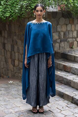 Deepthee Asymmetric Kaftan & Pant Set