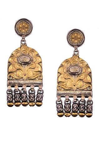 Neeta Boochra Handcrafted Dangler Earrings