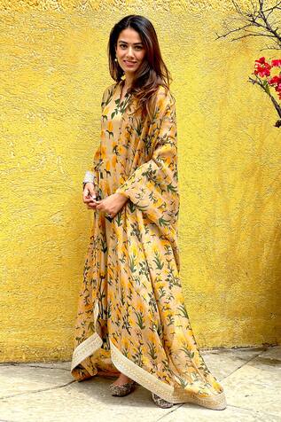 Masaba Autumn Bouquet Kurta Set