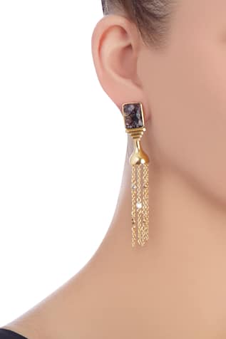 Masaya Jewellery Gold chained earrings with black highlighted stone