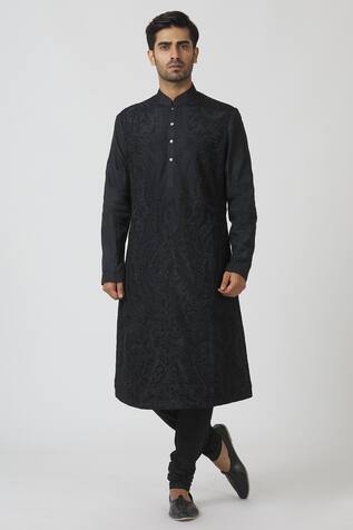 Aryavir Malhotra Embroidered Kurta Set