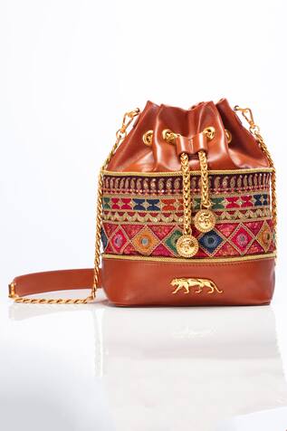 sabyasachi clutch bag