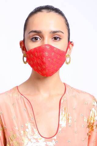 Nikasha- Accessories Quilted Cotton Mask