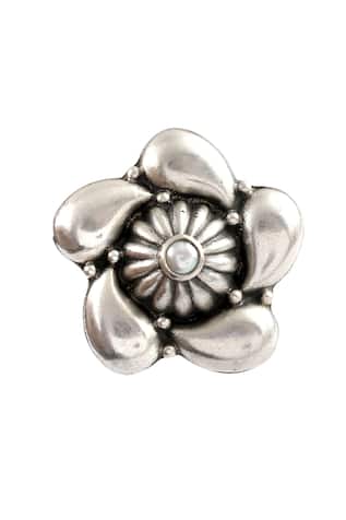 Noor Oxidized Floral Rawa Work Ring