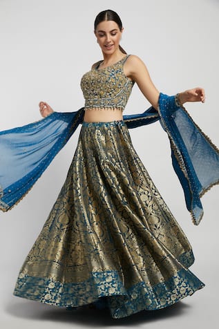 banarasi saree gown design