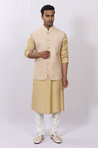 Sankalan - Men Silk Floral Embroidered Bundi