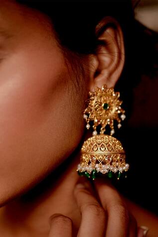 Zariin Sultana Jhumka Earrings