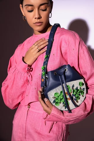 Puro Cosa Orchid Embroidered Hand Bag