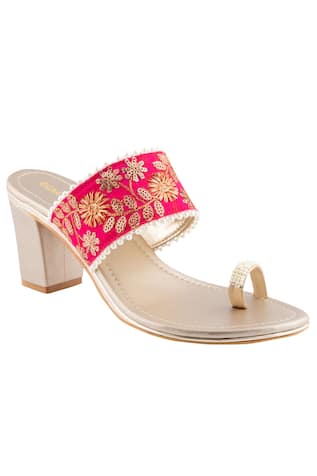 signature sole footwear