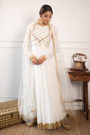 Anarkali Gaun: Buy Anarkali Gaun Online 