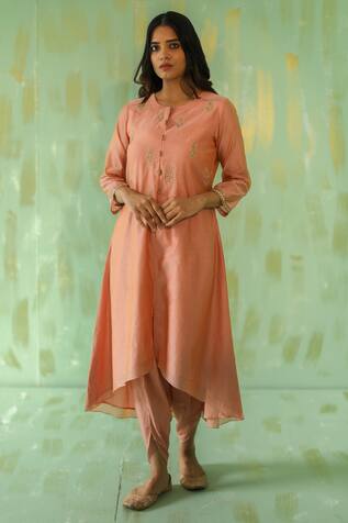 Tabeer Mughal Embroidered Kurta & Dhoti Pant Set