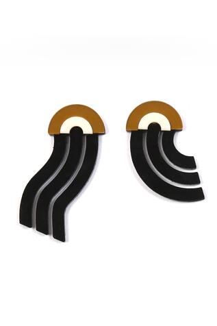 The YV Brand by Yashvi Vanani Mismatched Waves Stud Earrings