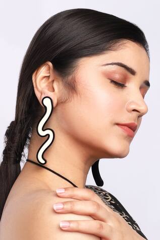 The YV Brand by Yashvi Vanani Mismatched Waves Dangler Earrings