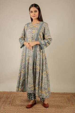 Priya Chaudhary Printed Pant