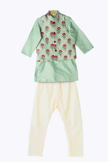 Shruti Jalan Floral Printed Quilted Bundi & Kurta Set 