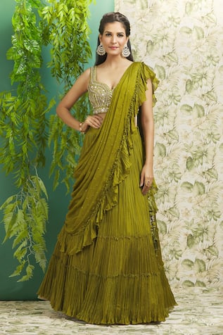 Sensational Lehenga Style Saree Designs For Brides To Flaunt At Their  Nuptials!﻿