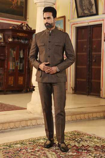 Raw & Rustic By Niti Bothra Linen Plain Bandhgala & Pant Set 