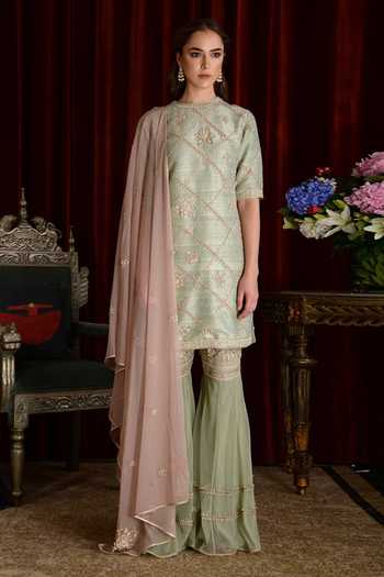 Sahil Kochhar Sharad Flower Applique Kurta Set 
