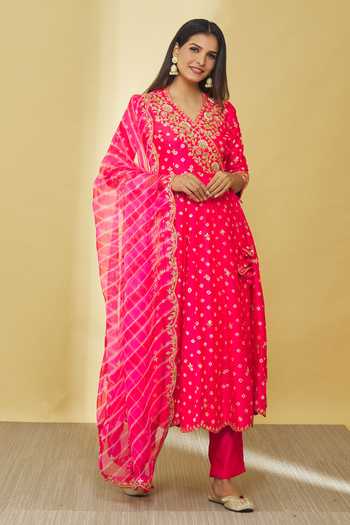 Surbhi Shah Bandhej Print Angarkha Set 