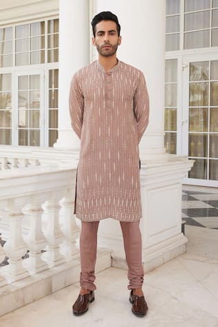 Charu and Vasundhara Shane Straight Stripe Pattern Kurta Set 