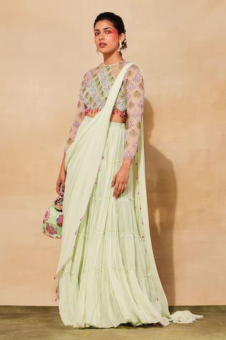 Tiered Skirt Saree & Scallop Embroidered Blouse Set 