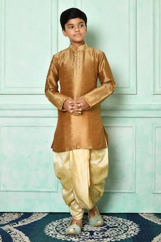 Pearl Buttoned Kurta With Dhoti Pant 