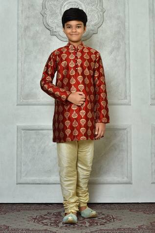 Paisley & Leaf Embroidered Kurta Set 