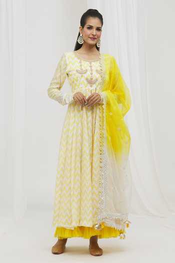 Yuvraani Jaipur Chevron Print Anarkali With Dupatta 