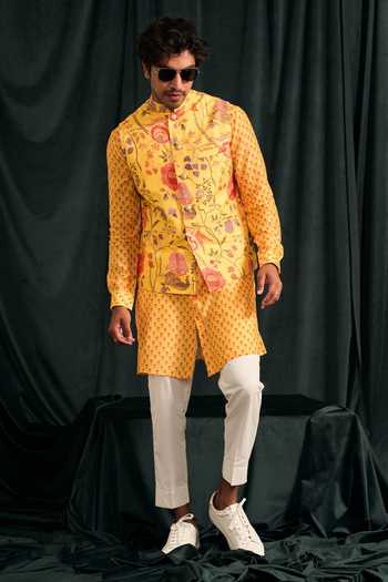 Project Bandi Floral Printed Bundi & Kurta Set 