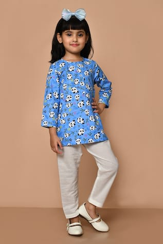 Pankhuri By Priyanka Panda Print Kurta & Pyjama Set 
