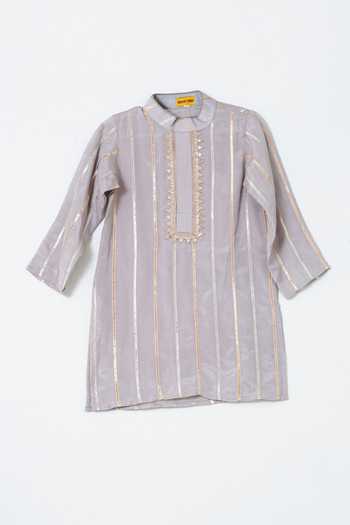 Shruti Jalan Gota Embroidered Kurta 