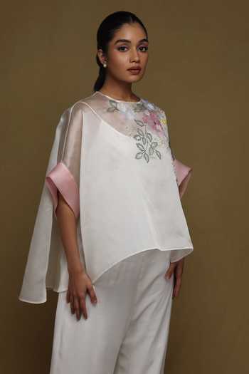 Shriya Som Placement Embroidered Boxy Top 
