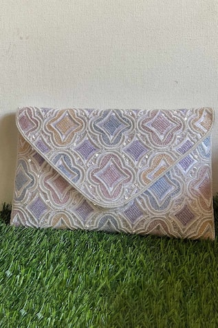 Quatrefoil Beads Embellished Envelope Bag 