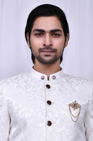 Nazaakat by Samara Singh Cutout Detail Brooch