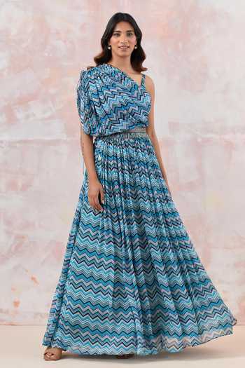 Basanti Kapde aur Koffee Chevron Print Draped Gown With Embroidered Belt 