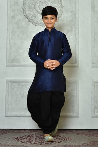 Plain Kurta & Black Dhoti Pant Set 