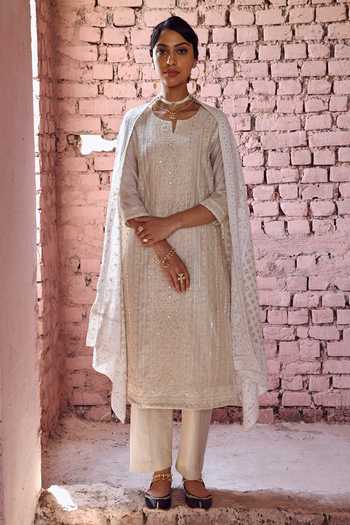 Karaj Jaipur Chanderi Chikankari Thread Embroidered Kurta Set 