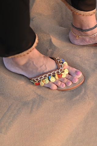Hel Strap Embroidered Flats 