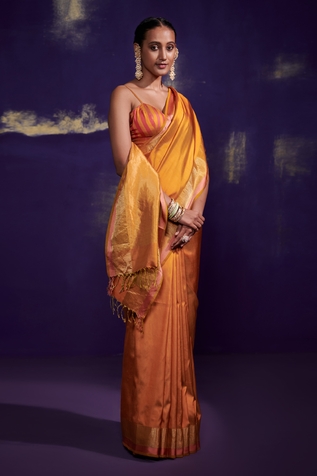 Dressfolk Satin Woven Saree