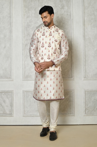 Samyukta Singhania Botanical Pattern Bundi & Kurta Set