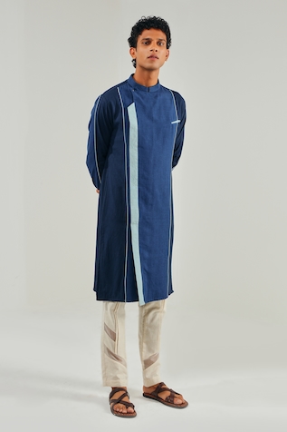 Buy Pink Kurta Raw Silk Embroidered Thread Floral With Bell Bottom Pant For  Men by Amrit Dawani Online at Aza Fashions.