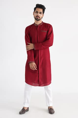 Smriti By Anju Agarwal Ahmar Textured Pattern Kurta Set 