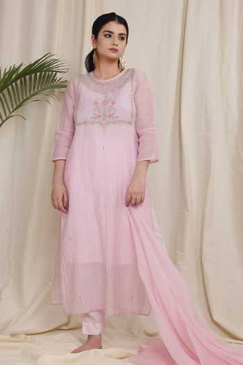Tatwa Yoke Sequins Embroidered Kurta & Pant Set 