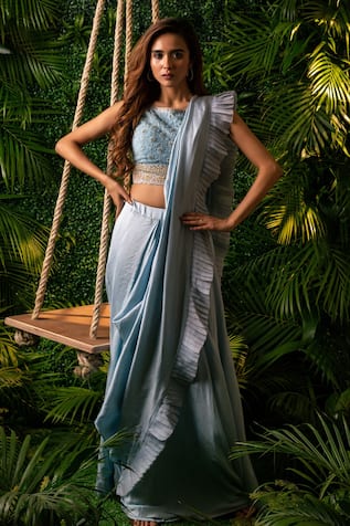 Pallavi Poddar Lucknowi Pre-Draped Saree With Embroidered Blouse 