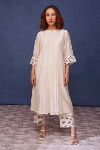 Chokhi Chorri Mahsa Mosaic Cutwork Kurta With Pant 