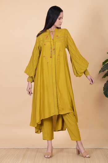 Chambray & Co. Remi Thread Embroidered Kurta & Pant Set 