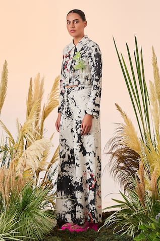 Love Circle Short Jacket And Pant Set 