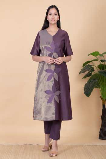 Chambray & Co. Haida Thread Embroidered Kurta & Pant Set 