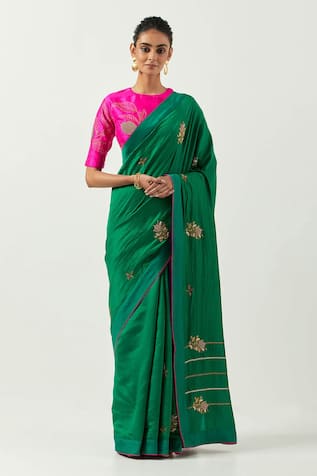 Label Earthen Suraiya Embroidered Saree With Blouse 