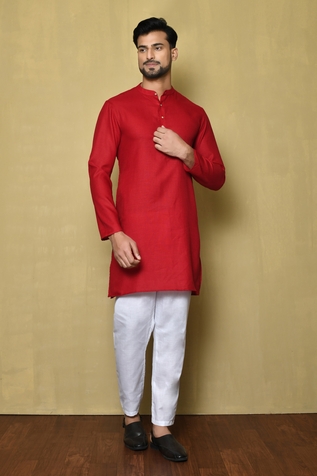 Naintara Bajaj Straight Solid Kurta Set